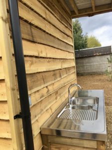 External sink for washing up